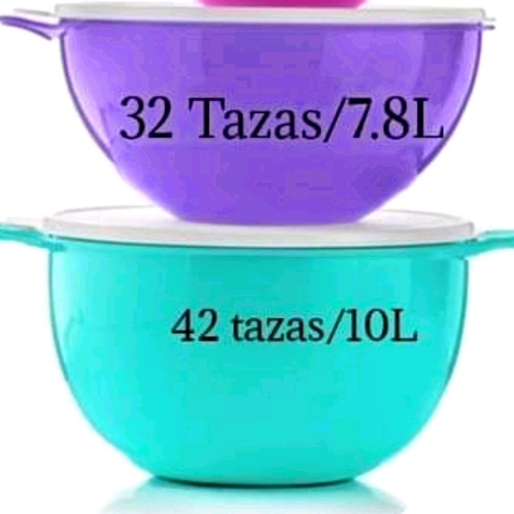 Big Tupperware set